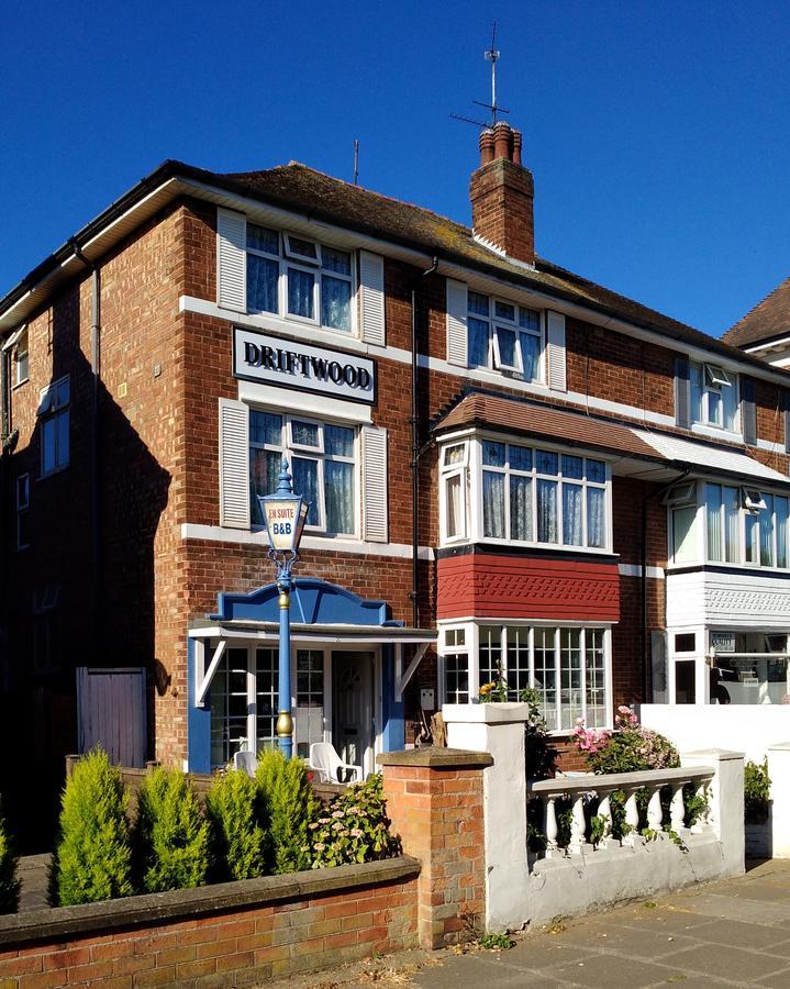 Driftwood Suites Skegness Exterior photo